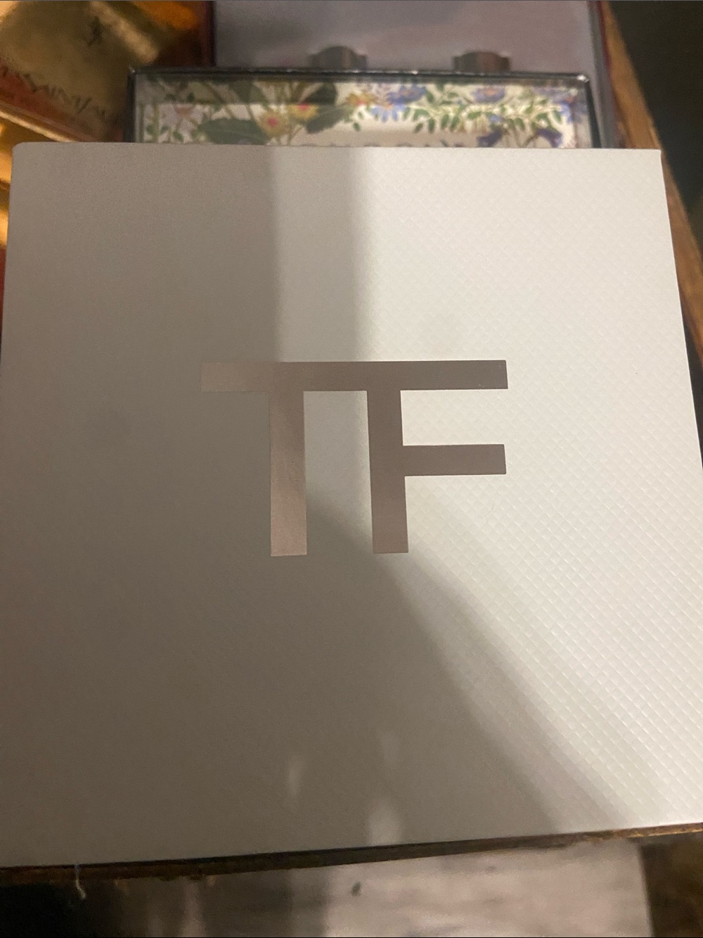 Luxury mystery Boxes - Picture 7 of 9